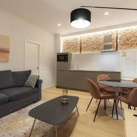 Apartamentos En La Latiina Madrid Exterior photo