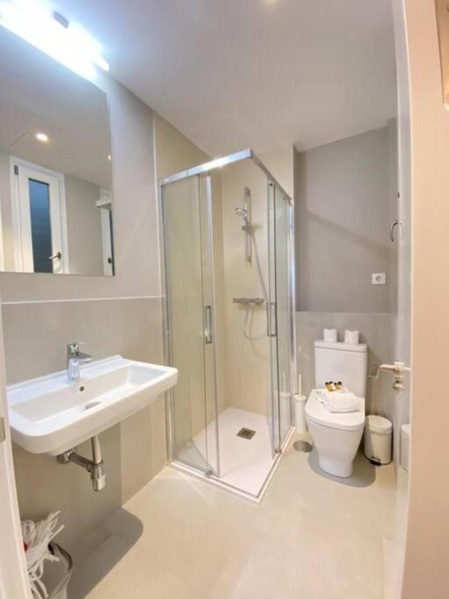 Apartamentos En La Latiina Madrid Exterior photo